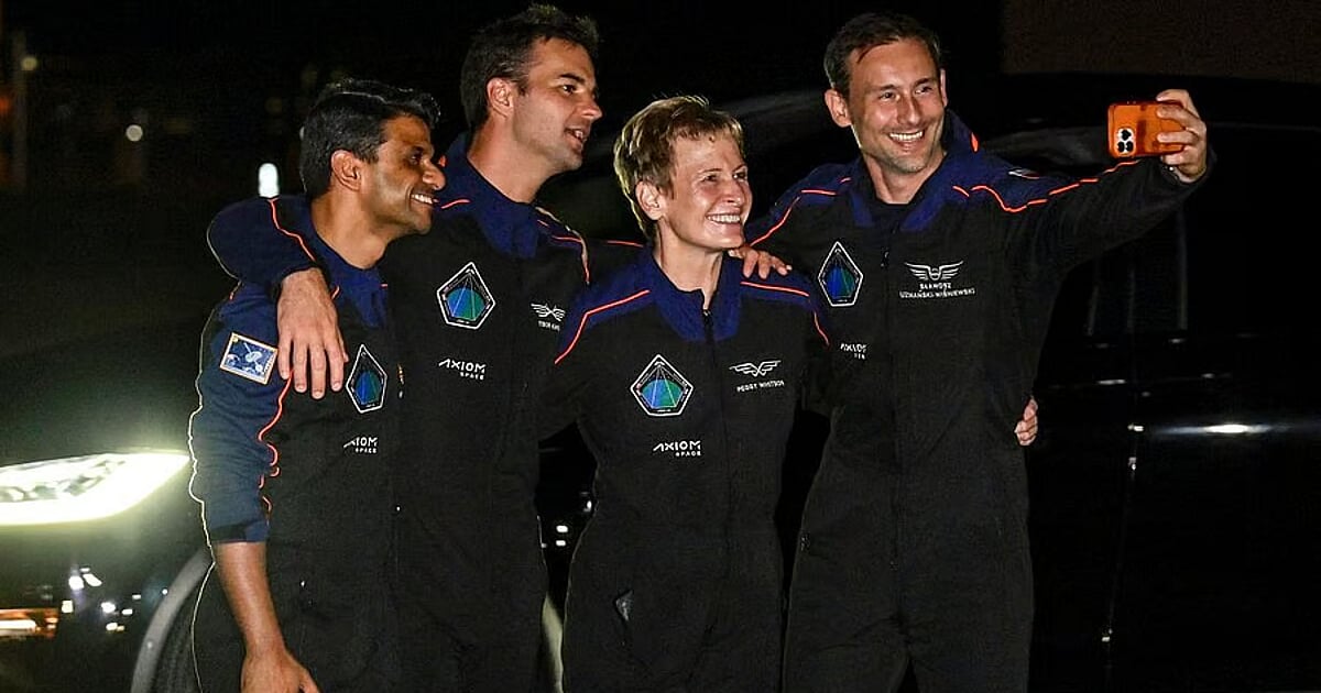 Shubhanshu Shukla's homecoming | Axiom-4 crew to undock from ISS today ...