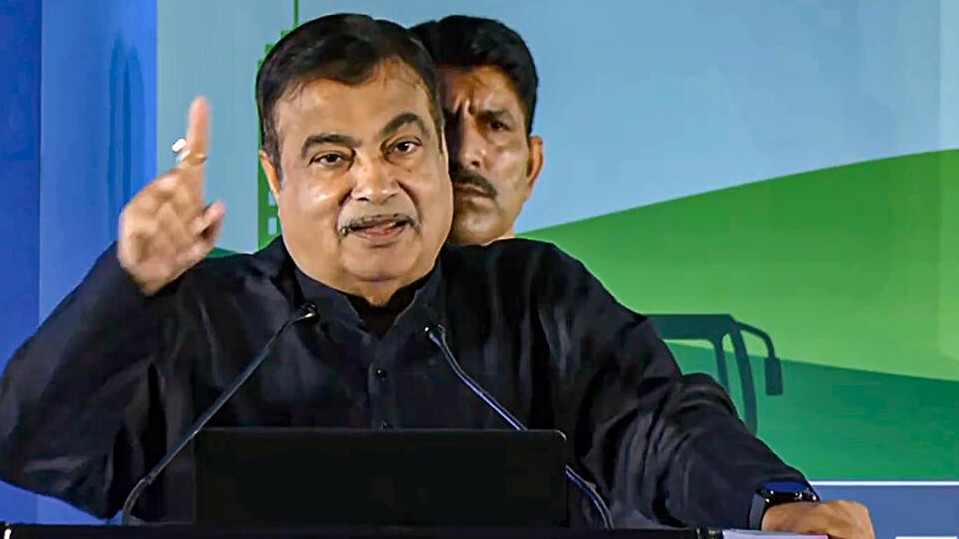 Man held for issuing bomb threat to Union minister Nitin Gadkari's Nagpur residence