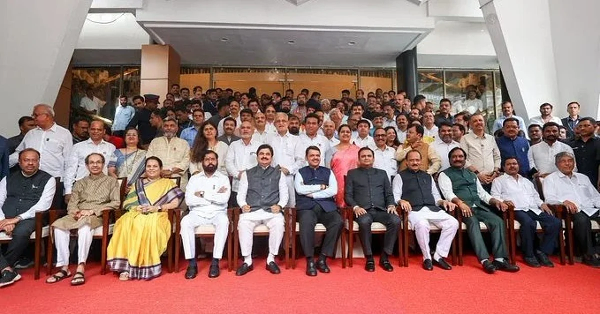 Fadnavis Jokes on Uddhav, Shinde Photo-Op Amid Political Dynamics in Maharashtra