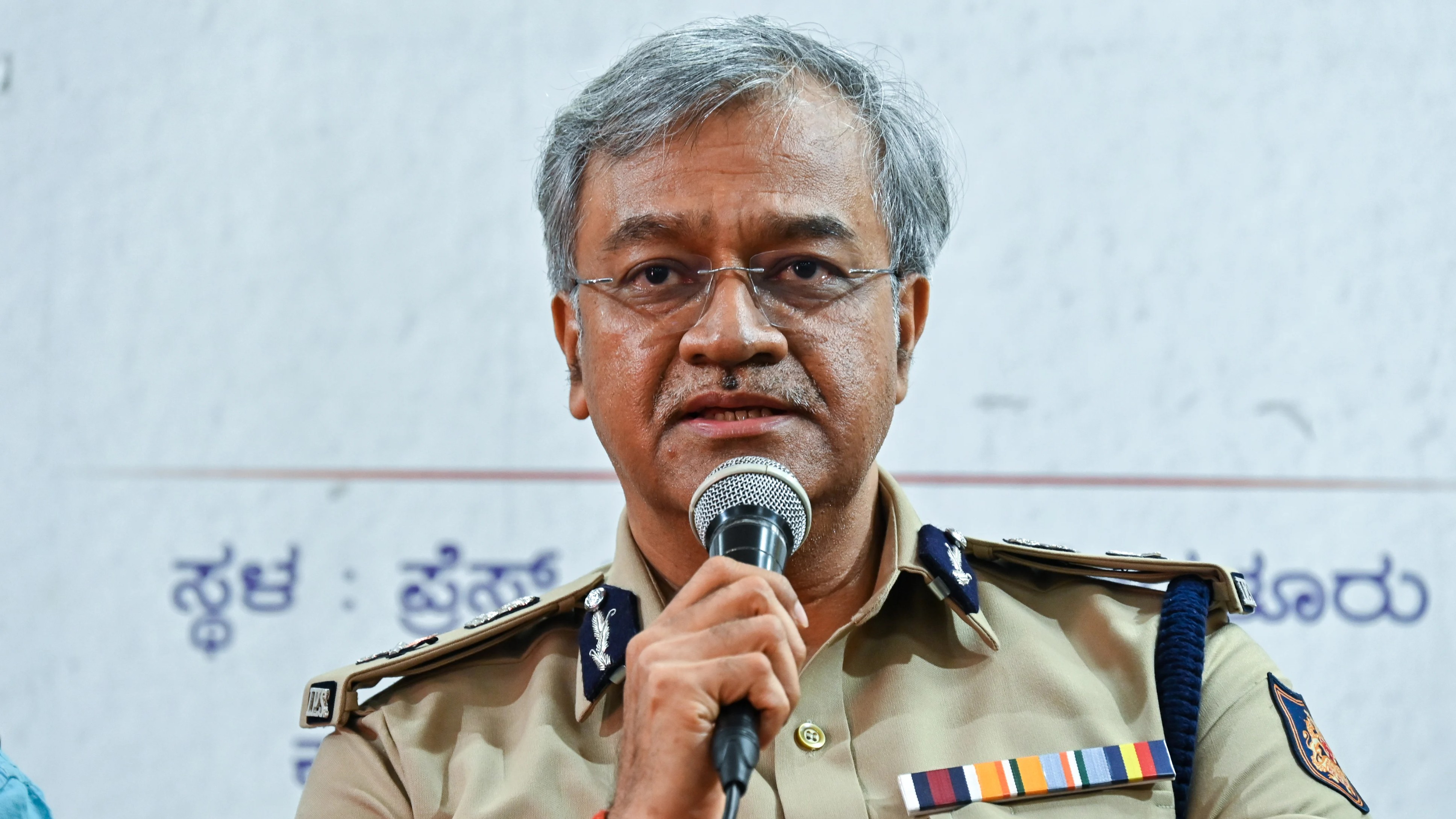 Bengaluru City Police chief holds peace meets ahead of Ganesh Chaturthi, Eid Milad  