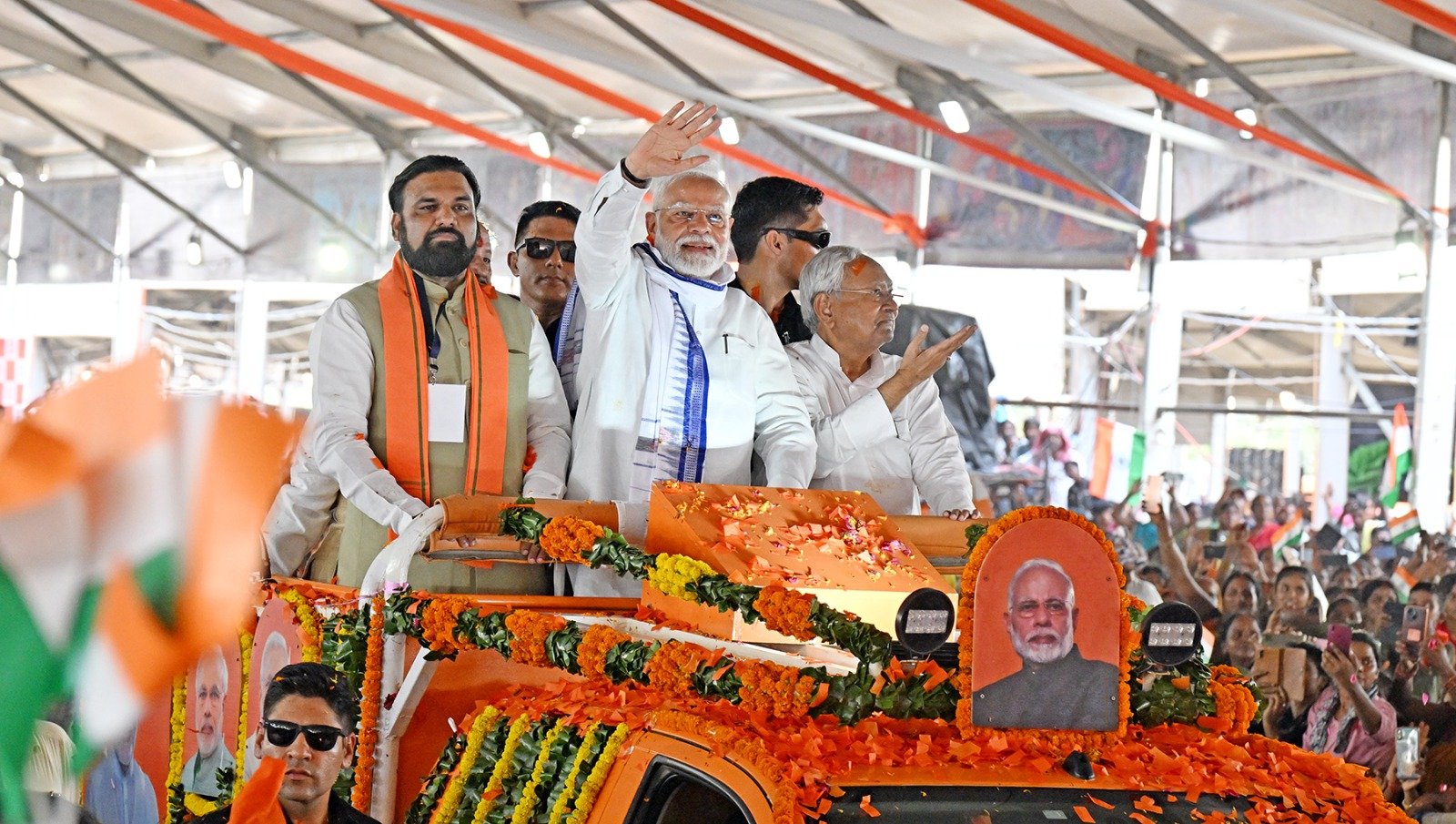 RJD usurped land of poor before giving them jobs, alleges PM Modi at Bihar rally