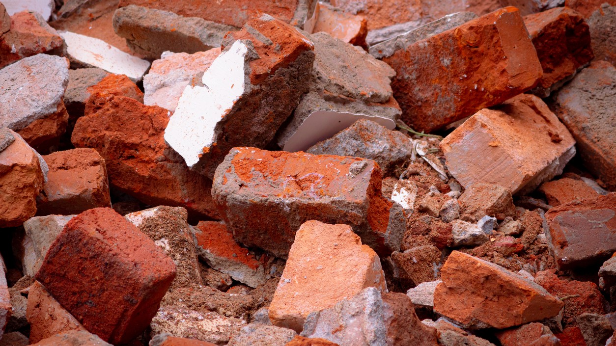 12 injured, some feared trapped in house collapse in Mumbai's Bandra