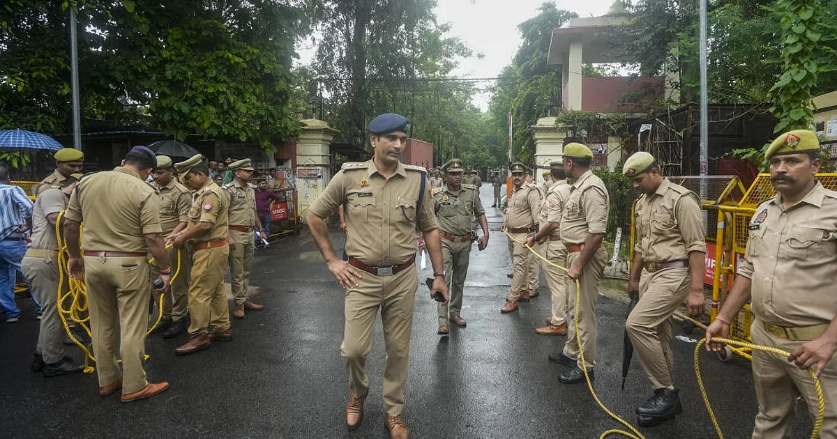 Kanwar Yatra Alert: UP Police Foil Lone Wolf Terror Plot, Arrest Three in Muzaffarnagar