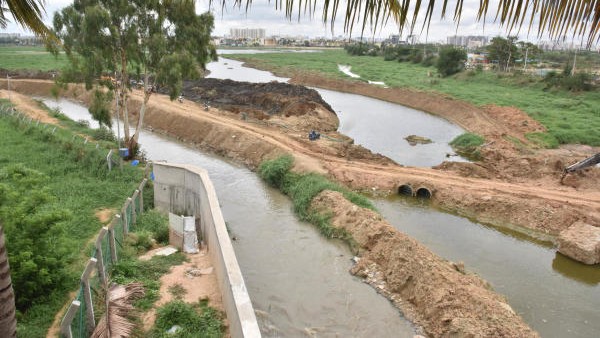 'Stop effluents from flowing into water bodies': says NGT as TN report blames Karnataka industries for pollution