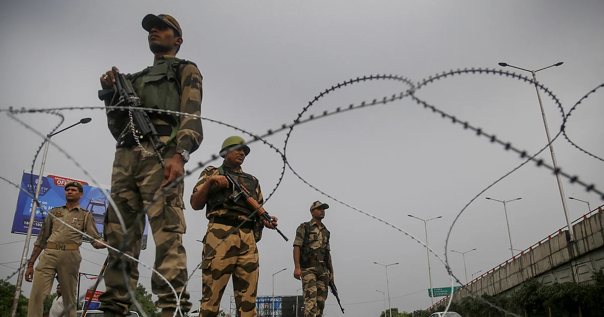 CISF Personnel Guarding Parliament Receive Elite Commando Training in Kashmir