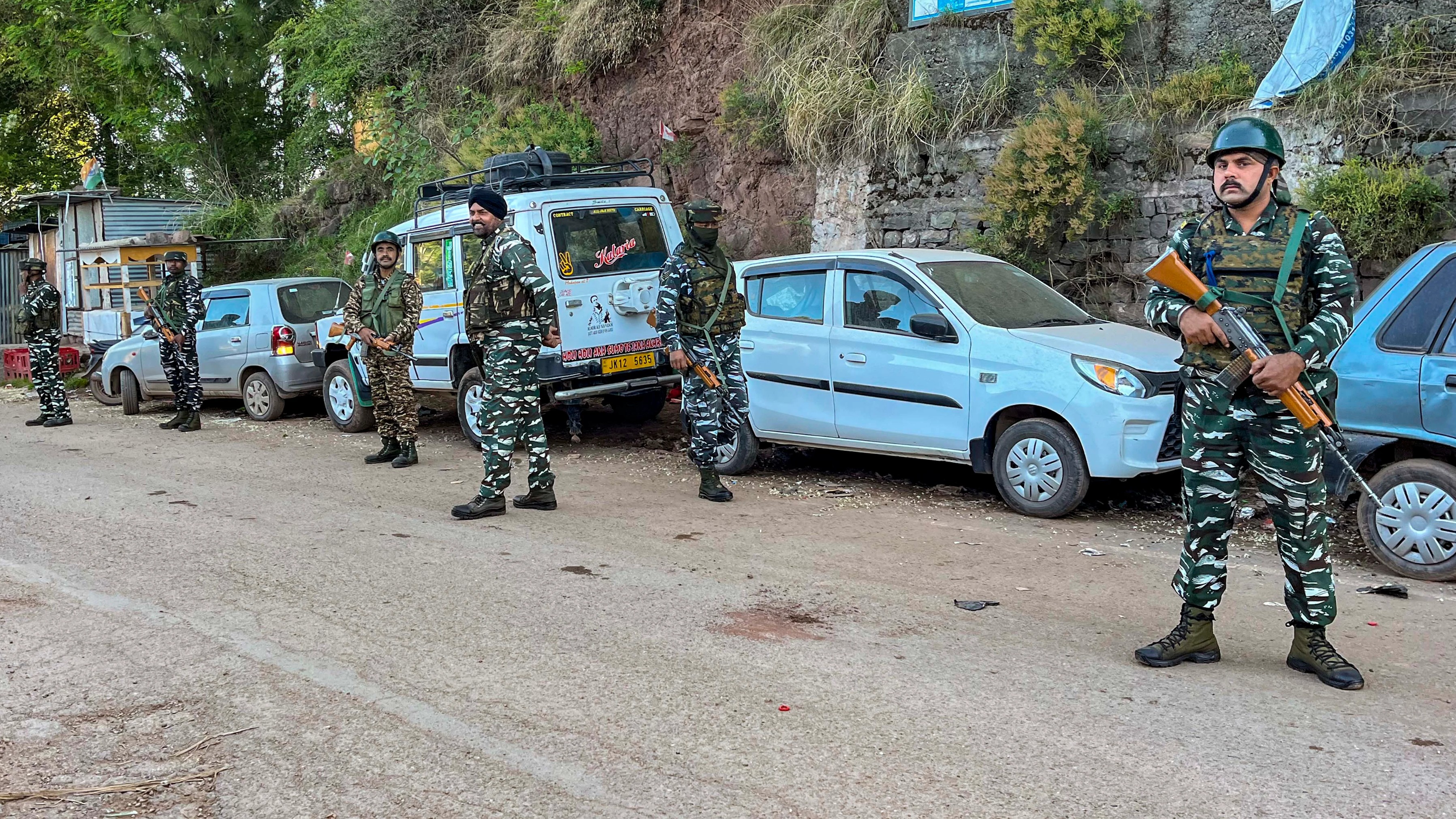 Jammu and Kashmir: Police, army resume joint operation to track down terrorists hiding in Kishtwar