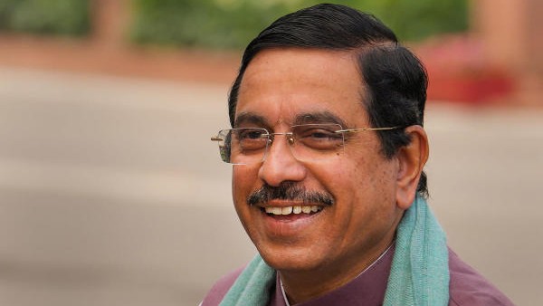 GST notice row | Siddaramaiah headed Karnataka government bankrupt: Pralhad Joshi