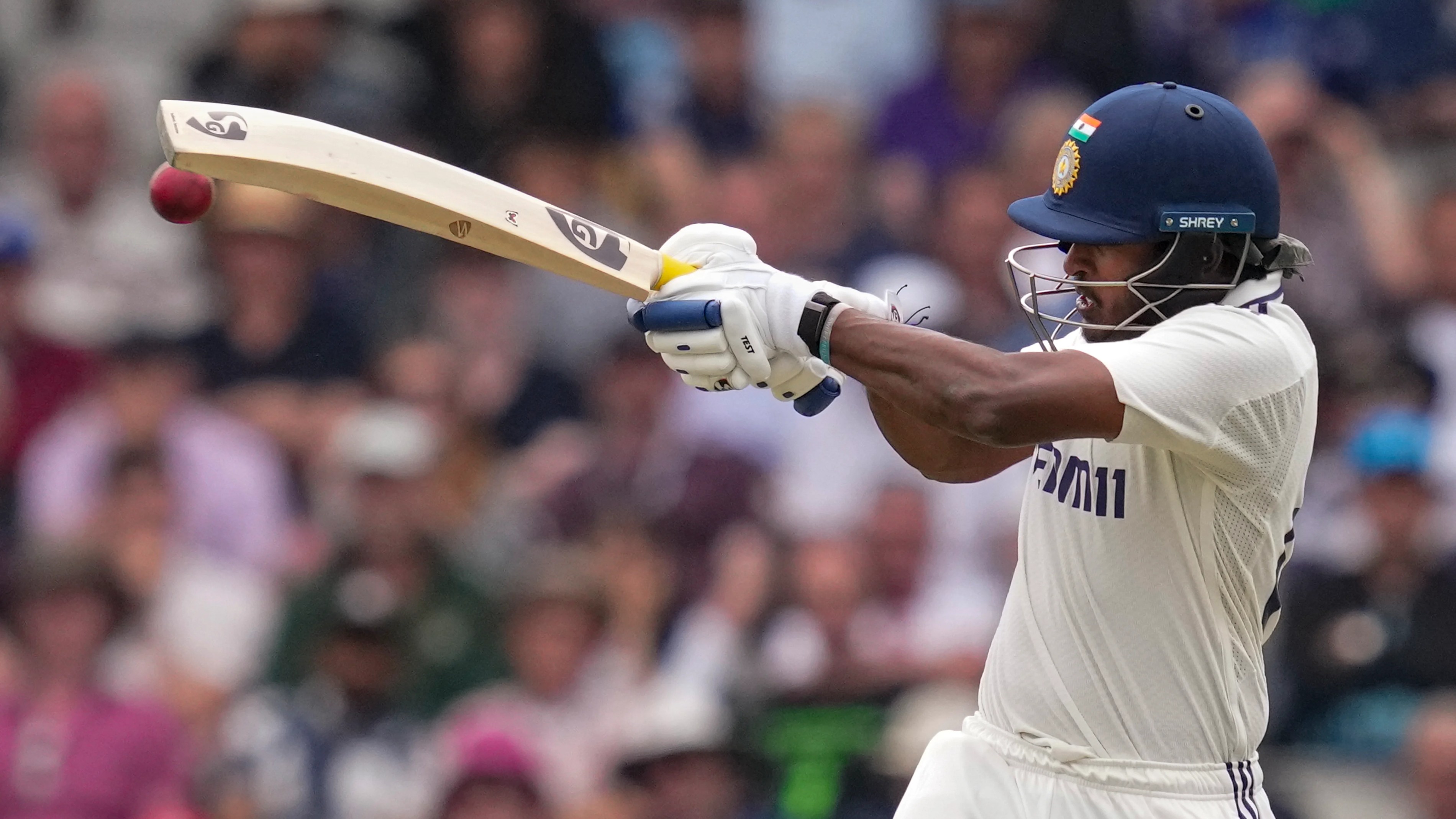 India end bright day with Pant scare