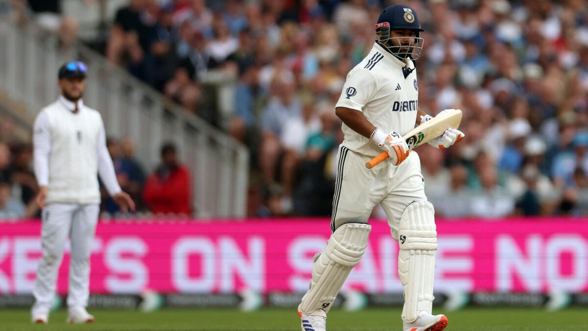 India vs England: Pant walks out with broken foot as India reach 321/6 at lunch 