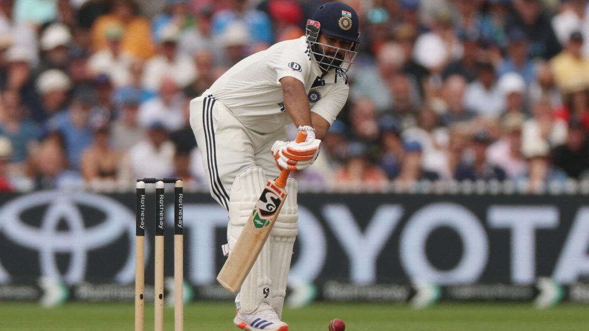India vs England: Gritty Pant scores fifty as visitors get bowled out for 358
