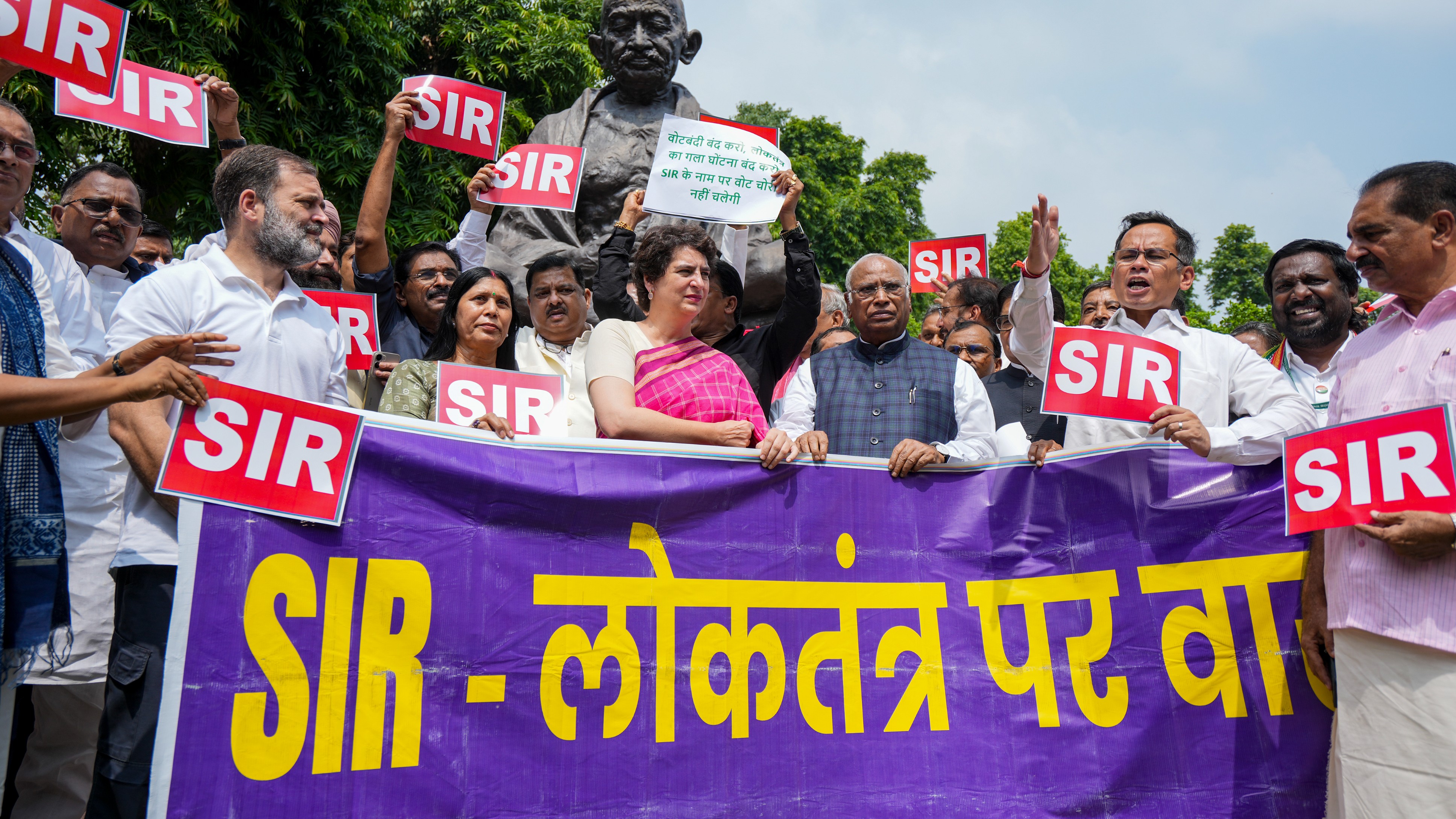 'Exercise of exclusion': I.N.D.I.A. bloc warns of 'intensified movement' against Bihar SIR