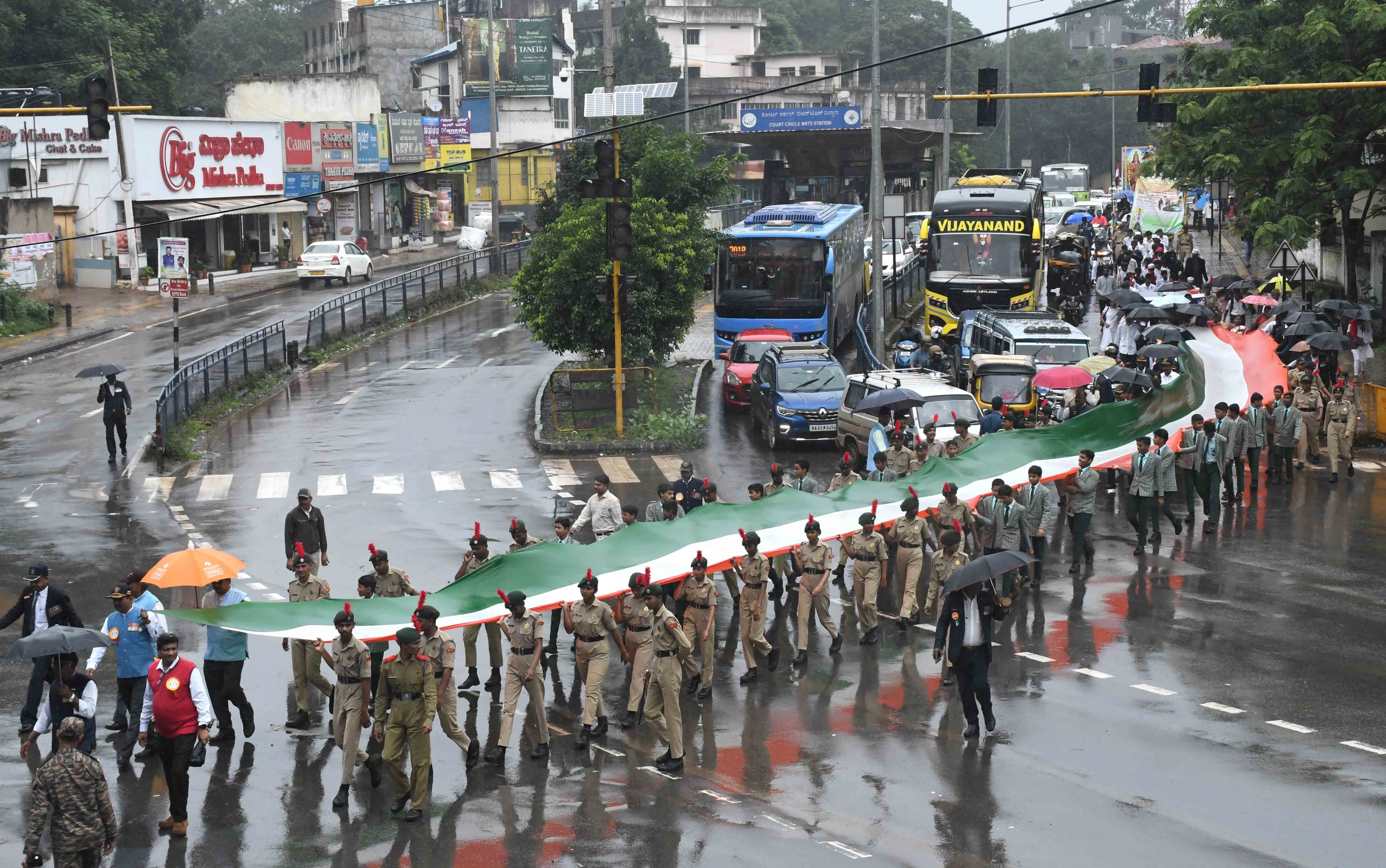 Rich tributes paid to Kargil War heroes