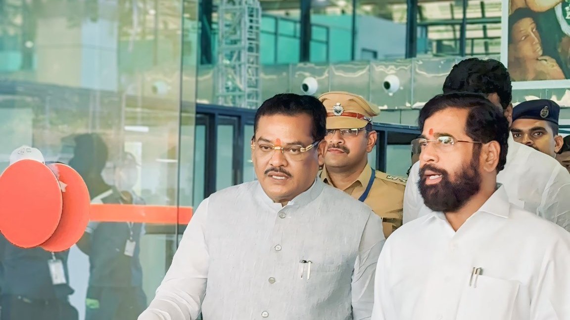 Minister Sanjay Shirsat of Shiv Sena objects to MoS from BJP holding meeting with dept officials 'without informing' him