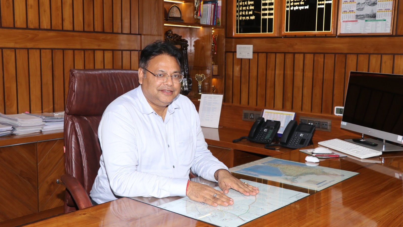Ved Prakash takes charge as Divisional Railway Manager of Ahmedabad Division