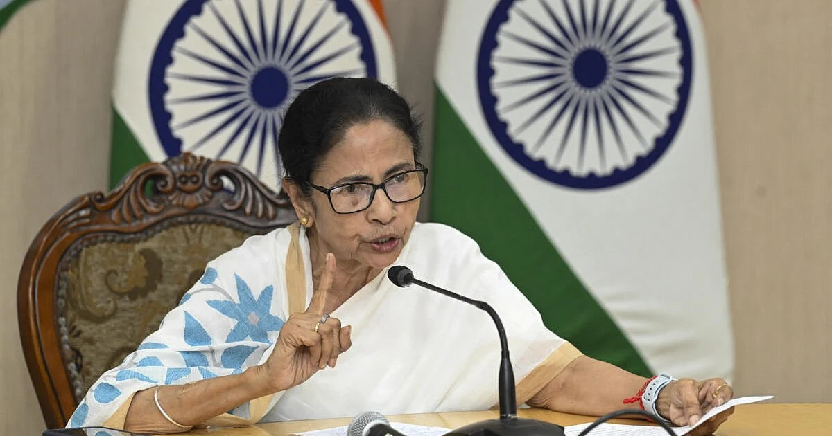 Bhasha Andolan Launch: Mamata Leads Bengali Identity Protest from Bolpur