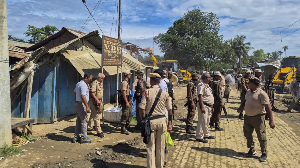 New day, new eviction drive in Assam | Officials say 1,500 Bengali-speaking Muslim families encroached forest land