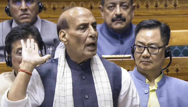 Rajnath Dares Rahul To Detonate ‘Atom Bomb Of Evidence’ Against EC