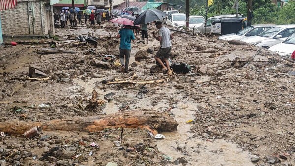 Three killed, one missing as flash flood wreaks havoc in Himachal's Mandi