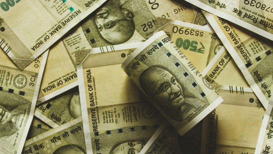 Andhra liquor scam: Rs 11 cr cash found in Hyderabad farmhouse