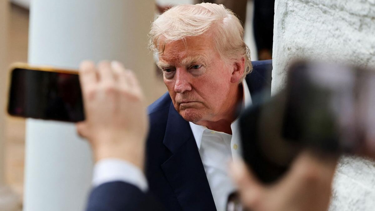 Epstein 'stole' underage women from Mar-a-Lago spa, says Donald Trump