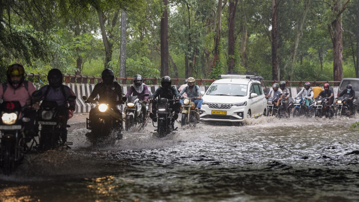 IMD predicts rain in Delhi throughout Thursday; wet spell to continue till Aug 3 