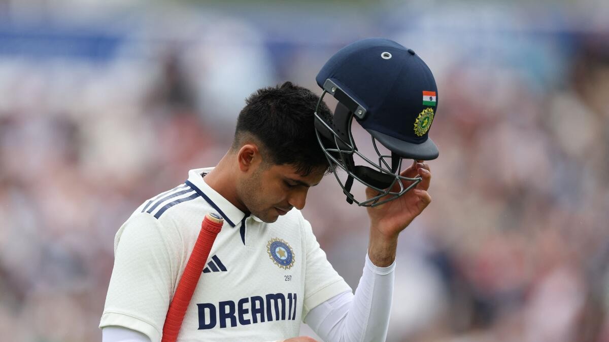 Gill gets run out off suicidal single as India reach 85/3 on rain-hit day one