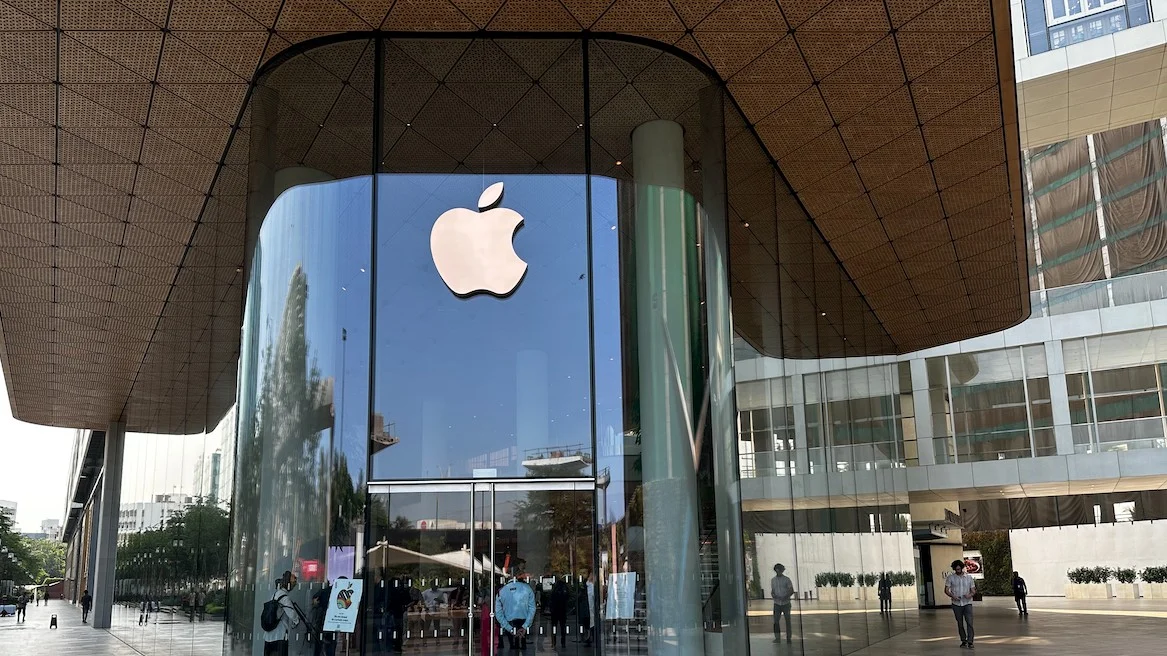 Apple clocks record growth in India, set to open Apple Store in Bengaluru soon