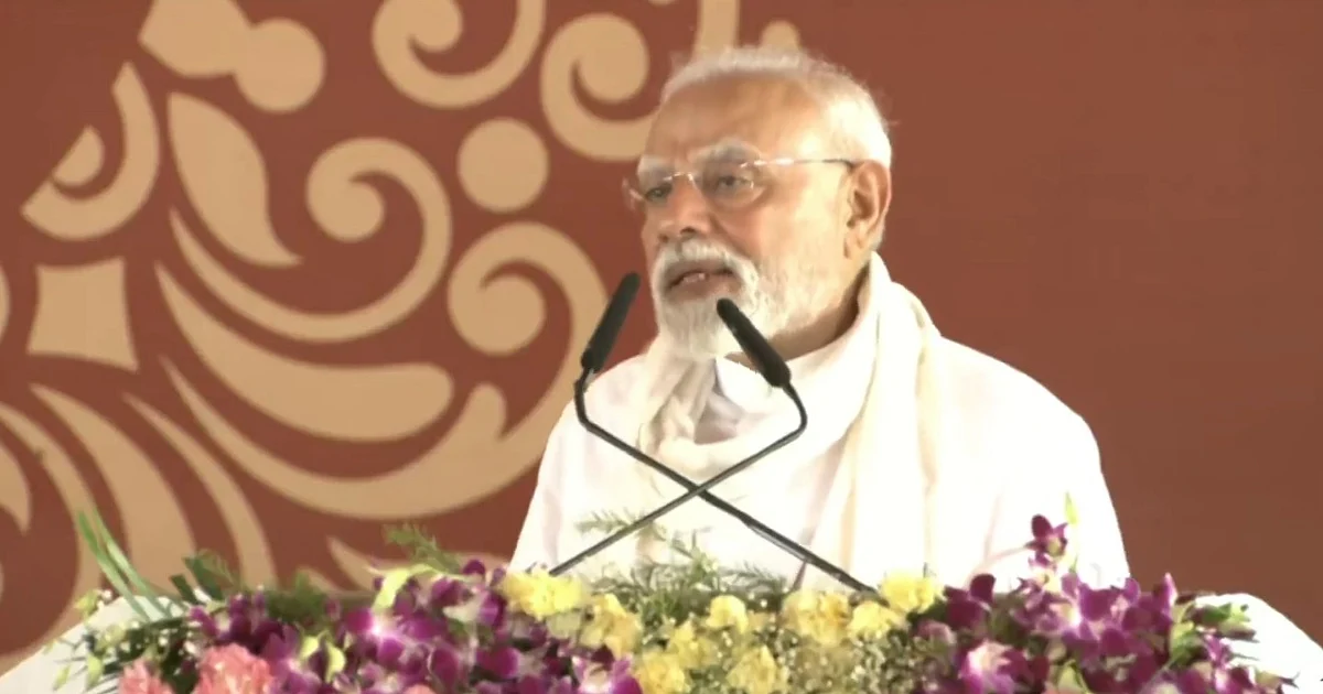 PM in Varanasi: Modi Unveils ₹2,183 Cr Projects, Releases PM-Kisan Funds