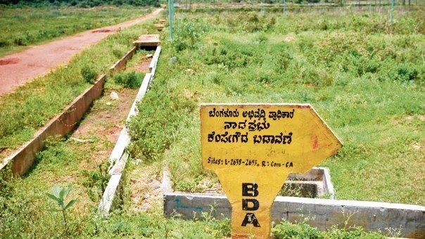 Kempegowda Layout allottees meet Shobha Karandlaje