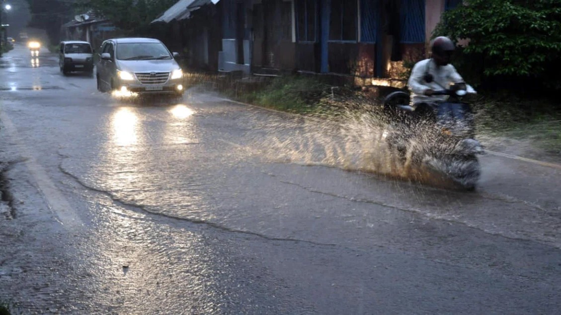 Monsoon rains kill nearly 300 in Pakistan including 140 children since June