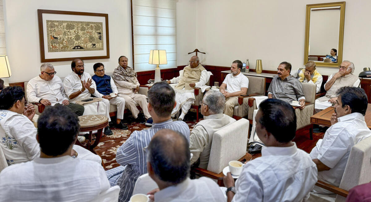 I.N.D.I.A. leaders to meet on August 7; Parliament gears up for showdown