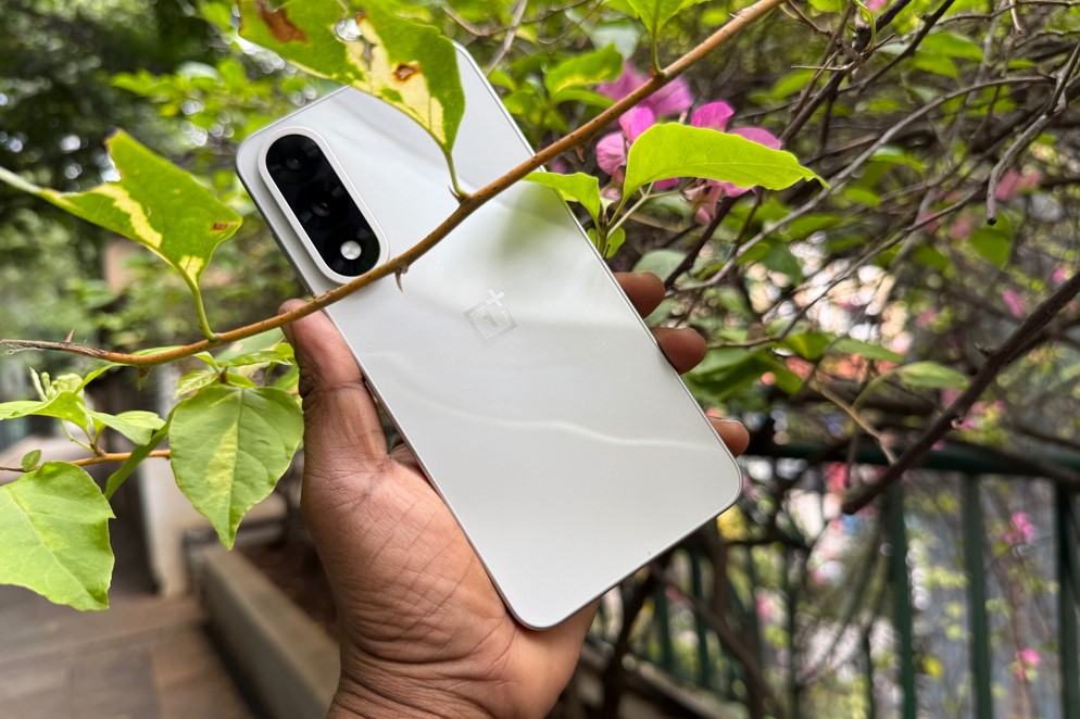 OnePlus Nord 5.
