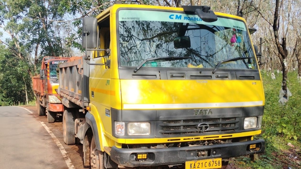 Container truck rams multiple vehicles on Bengaluru outskirts, one injured