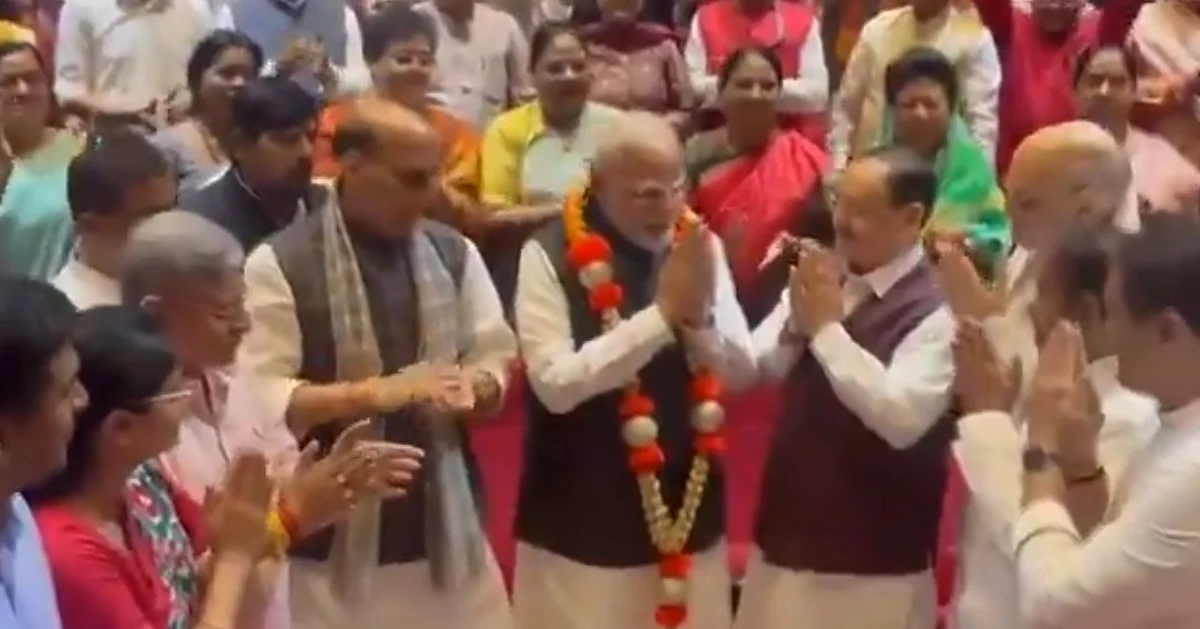 PM Modi Felicitated at NDA Meet for Operation Sindoor Response to Terror Attack