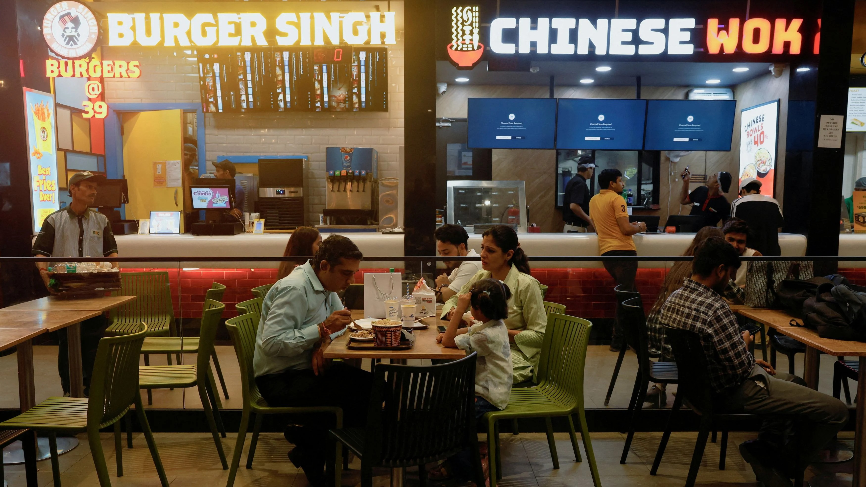 Explained | Shocked by how your cozy Mac n Cheese is made at your nearby restaurant? Instant complaints are now just a scan away!