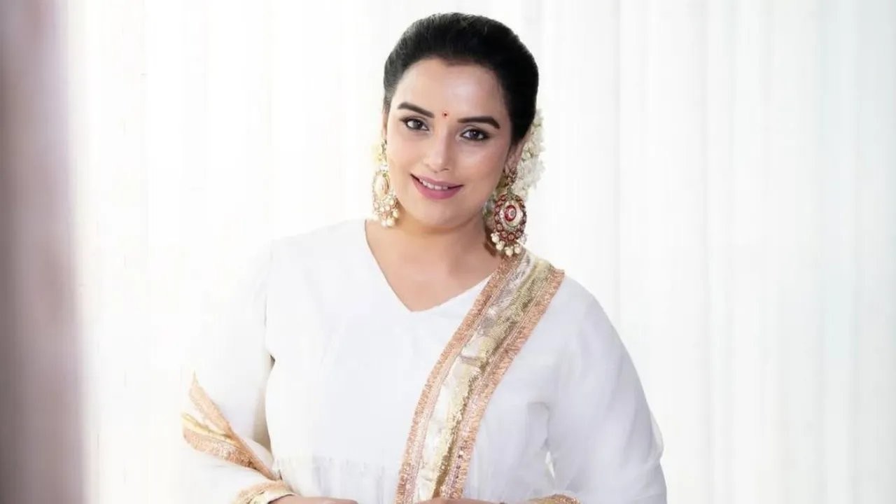 Case registered against actress Shwetha Menon over alleged obscene scenes in films