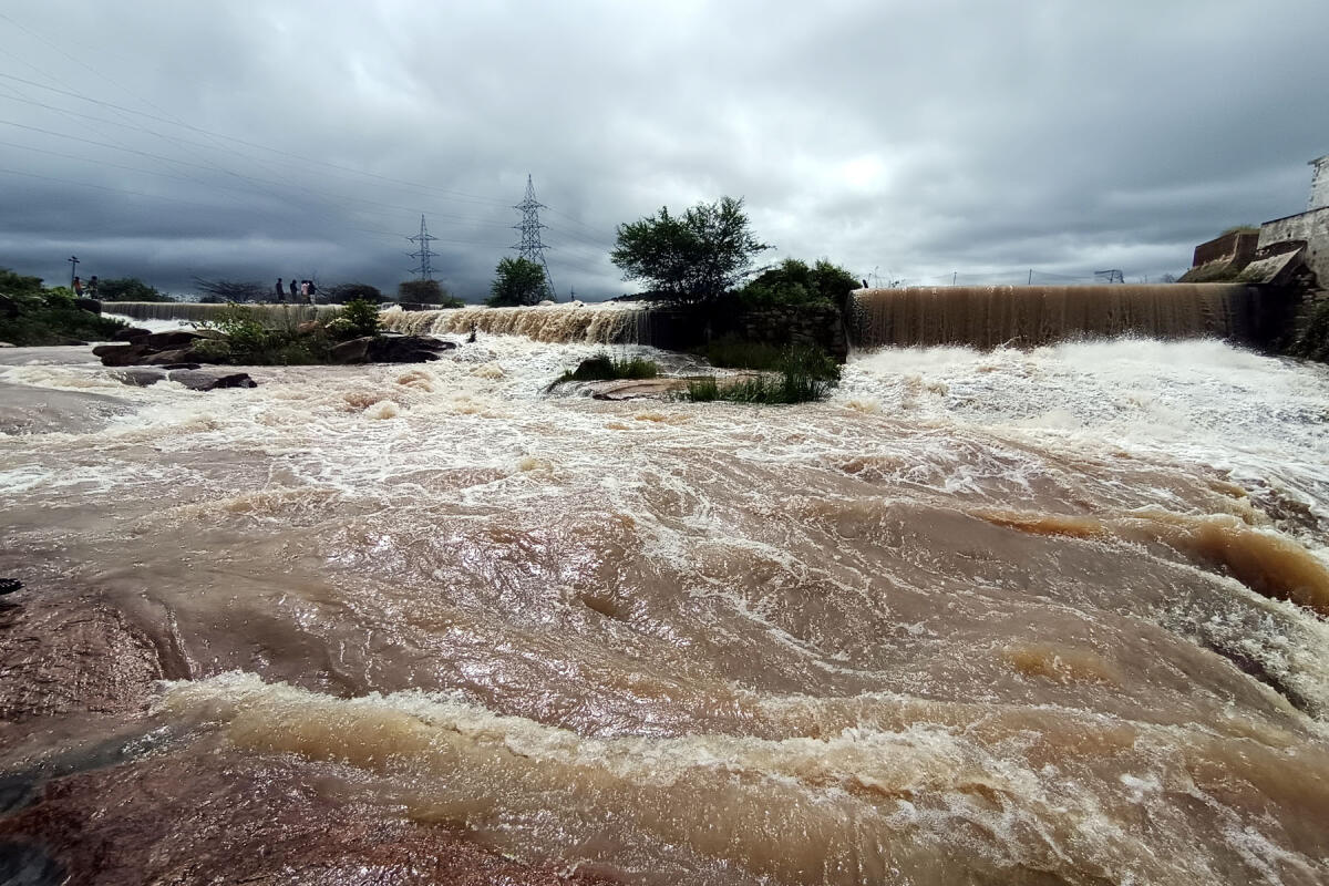 The Dodda Kere in Kudligi Vijayanagar district breached on Wednesday following heavy overnight rain.