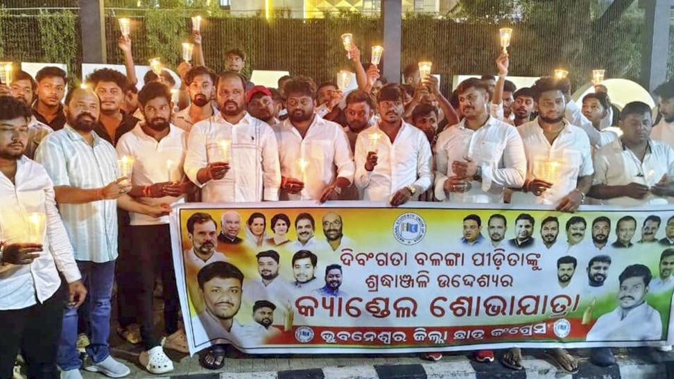 Normal life partially hit in Odisha's Puri district due to bandh called by BJD over girl's death