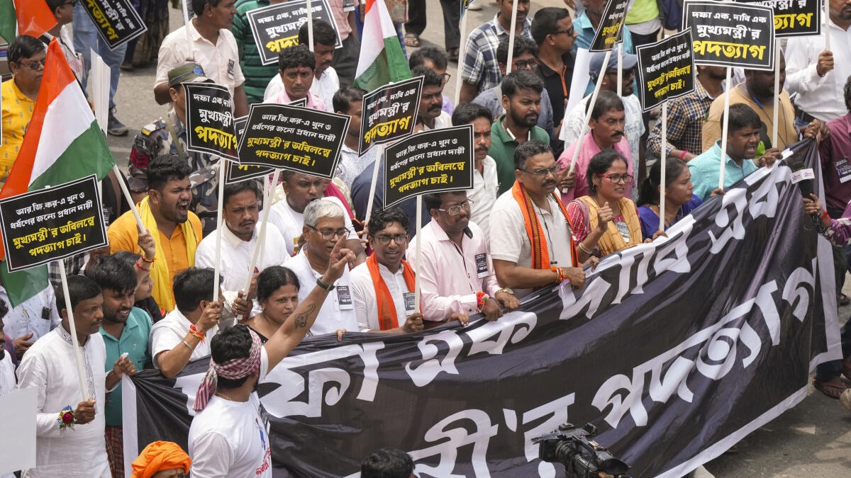 RG Kar case: Victim's father alleges police obstruction ahead of protest march to state secretariat