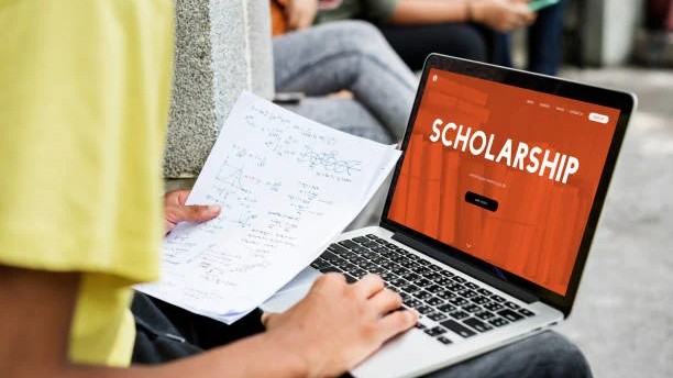 Parliament panel slams Minority Affairs for delay in scholarship approvals