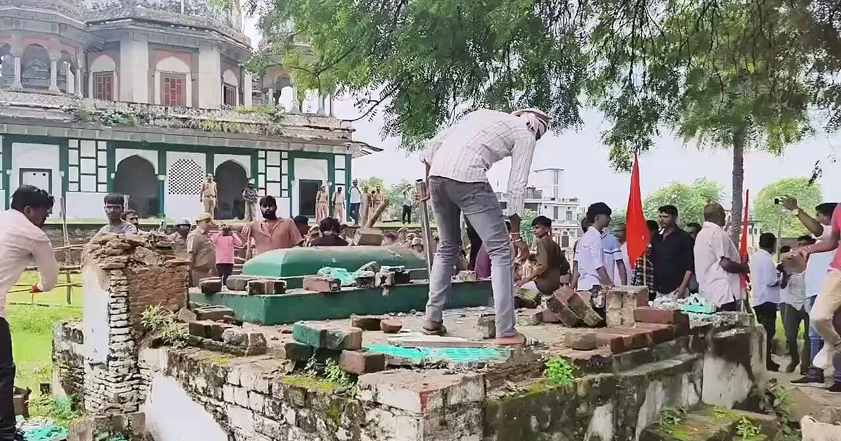 Religious Tensions: Saffron Activists Vandalise 200-Year-Old Tomb in UP