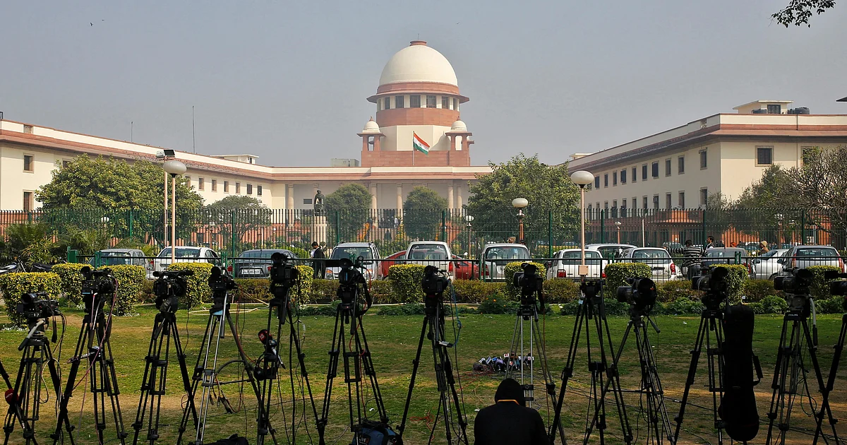 SC orders disposal of leftover food inside its premises to prevent dog bites