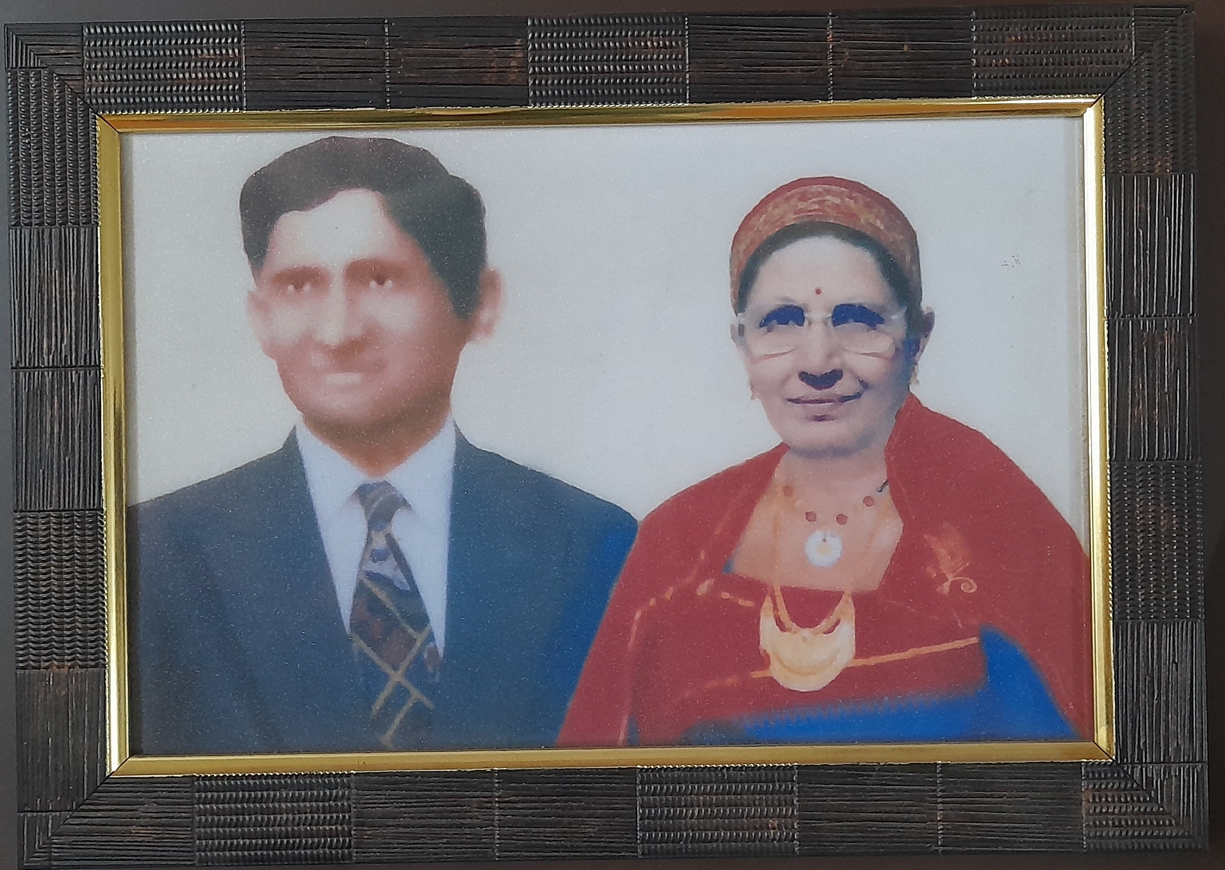 Mukkatira Aiyamma Mandappa who served in the
Indian National Army and Janaki. 