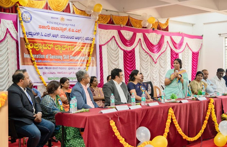 Samsung Skill Development Centre’ at the Government Polytechnic Kolar Gold Fields. The inauguration ceremony was graced by Dr. Roopkala M Shashidhar, Chairperson, Karnataka State Handicrafts Development Corporation; Smt. Manjushree N, Commissioner, Department of Collegiate and Technical Education; Smt. Geethanjali S, Principal, Government Polytechnic KGF, along with over 500 students, faculty, and dignitaries from Samsung and the Government of Karnataka.