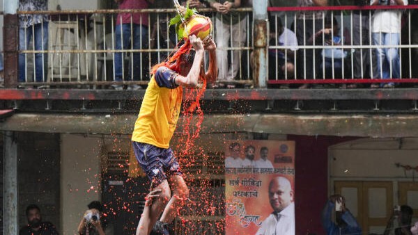 Thane Govindas stack 10 layers of human pyramid, claim world Dahi Handi record