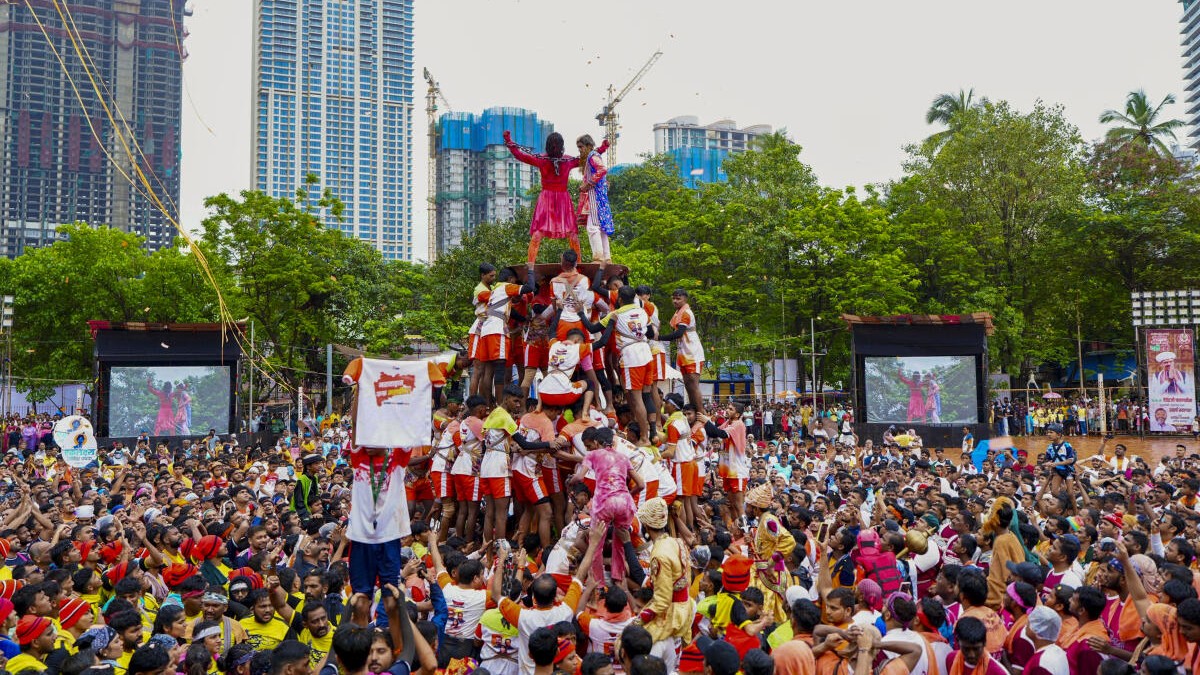 Political buzz on Janmashtami festivities in Mumbai ahead of local body polls