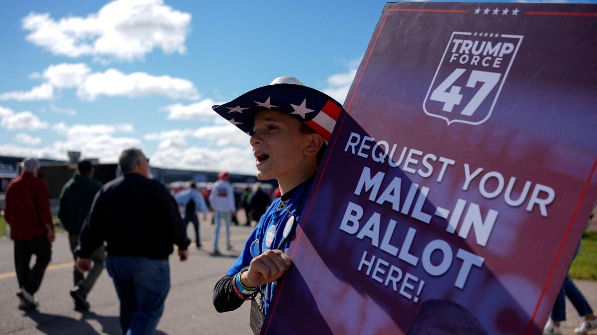 Donald Trump says he wants to get rid of mail-In ballots