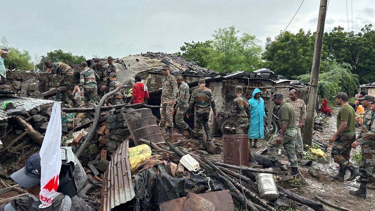 Maharashtra rains: Army's Sudarshan Chakra Corps joins rescue operations in Nanded
