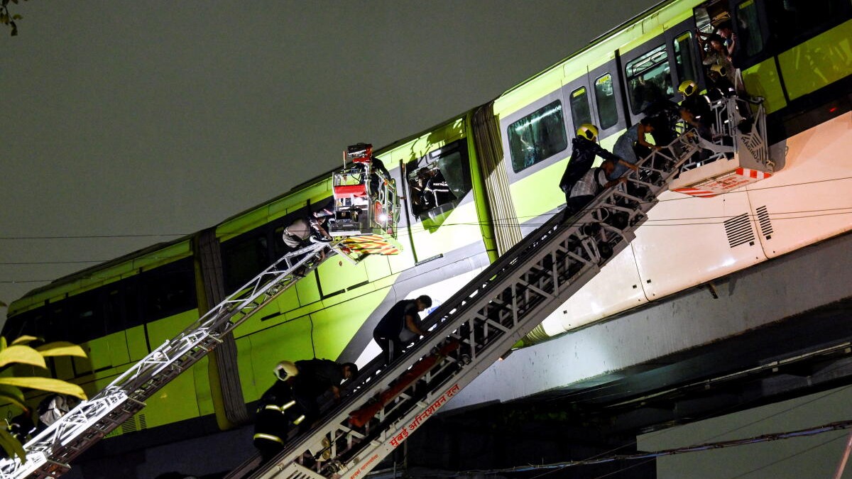 Week after monorails get stuck, MMRDA suspends 2 officials for 'lapses in operational protocols'