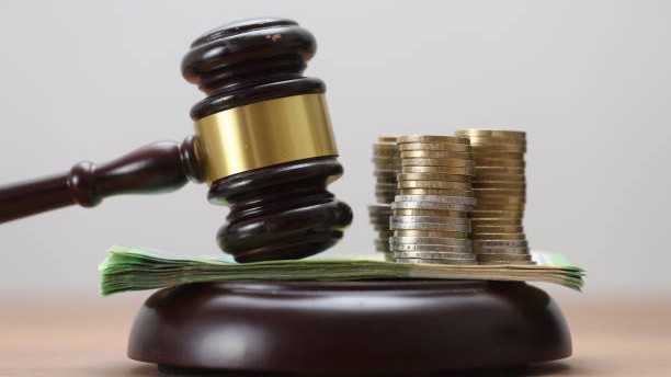Doctor-husband has capacity to pay: SC modifies K'taka HC order, raises alimony from Rs 15 lakh to Rs 50 lakh for M Tech wife